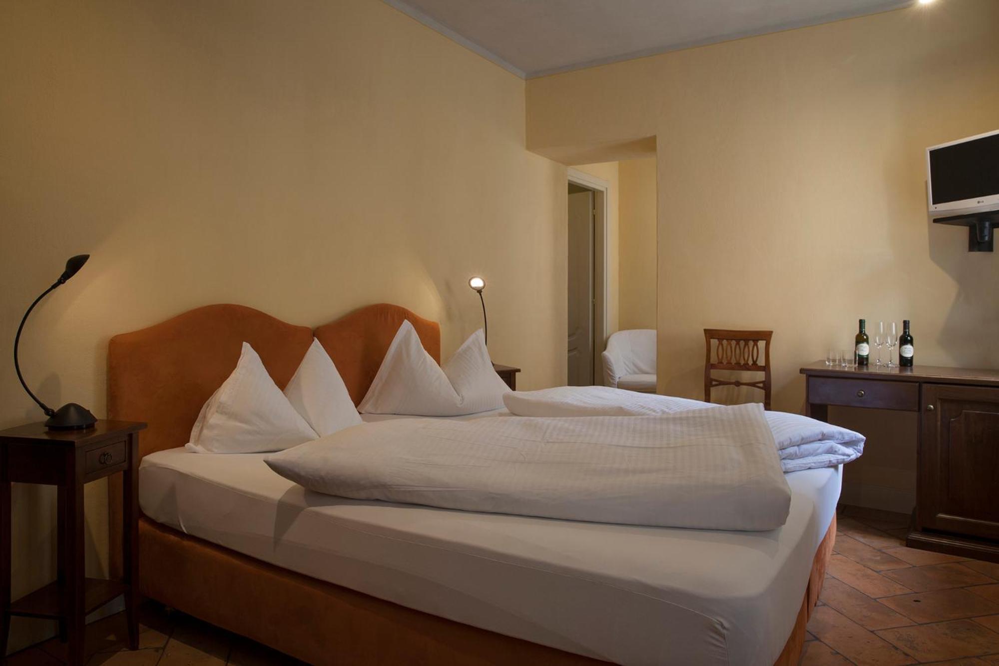 Relais Villa Margherita Oggebio Esterno foto
